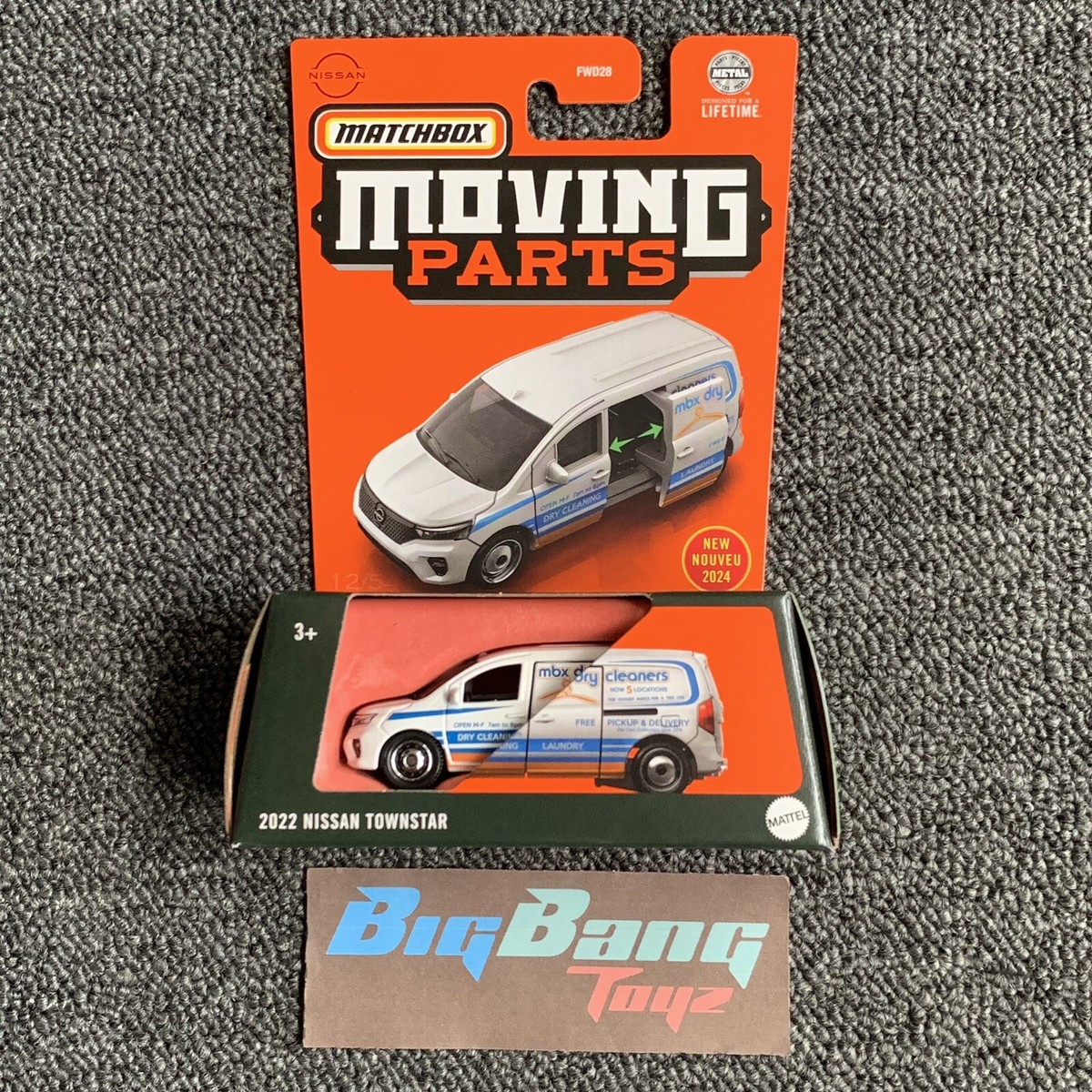 Matchbox Moving Parts 2022 Nissan Townstar White (In-Stock) New