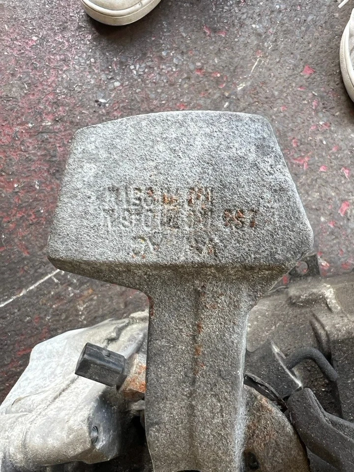 2011 VOLKSWAGEN GOLF MATCH TSI 6 Speed Manual Transmission Assembly ~ MCB - Image 2 of 4