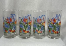 Crisa Drinking Glasses Tulip Design 6 inches Tall 2.75 inches in Dia Set of 4