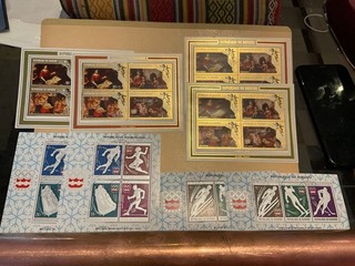 BURUNDI. 2 x 4 DIFFERENT BLOCKS. No. 88/89 USED No. 119/120 LUXURY. DE 120 E