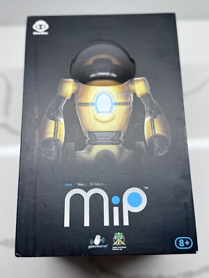 WowWee MIP Balancing Robot Gold O837 Very RARE Exclusive