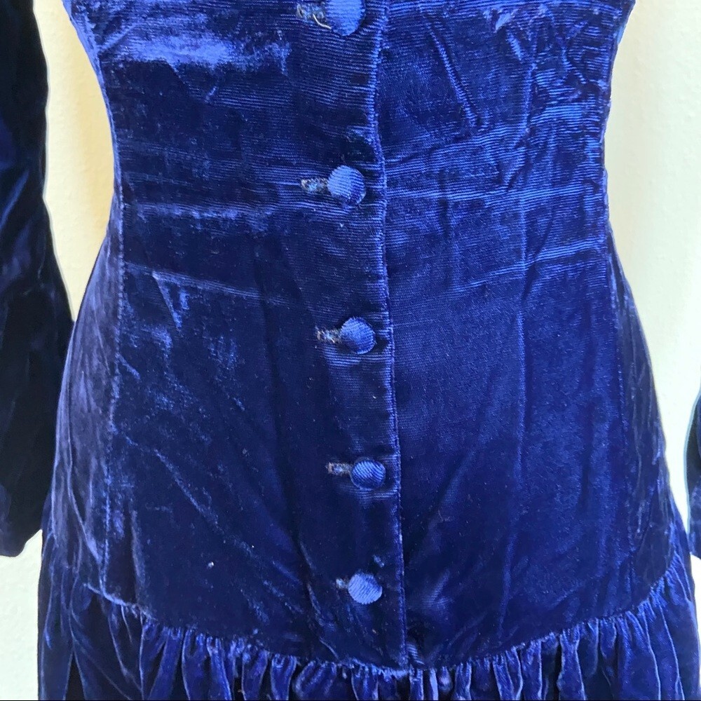 Vintage 70’s Gunne Sax Size 11 Blue Velvet Victorian Long Sleeve Lace Dress
