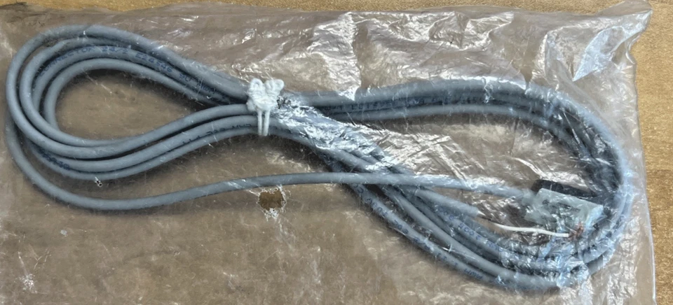 Numatics 811-200-004 Reed Switch 5A 120V 10W Max *New in Sealed Bag* - Image 2 of 4