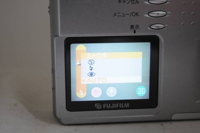 Fujifilm FinePix 30i Silver Compact Digital Camera From Japan Used