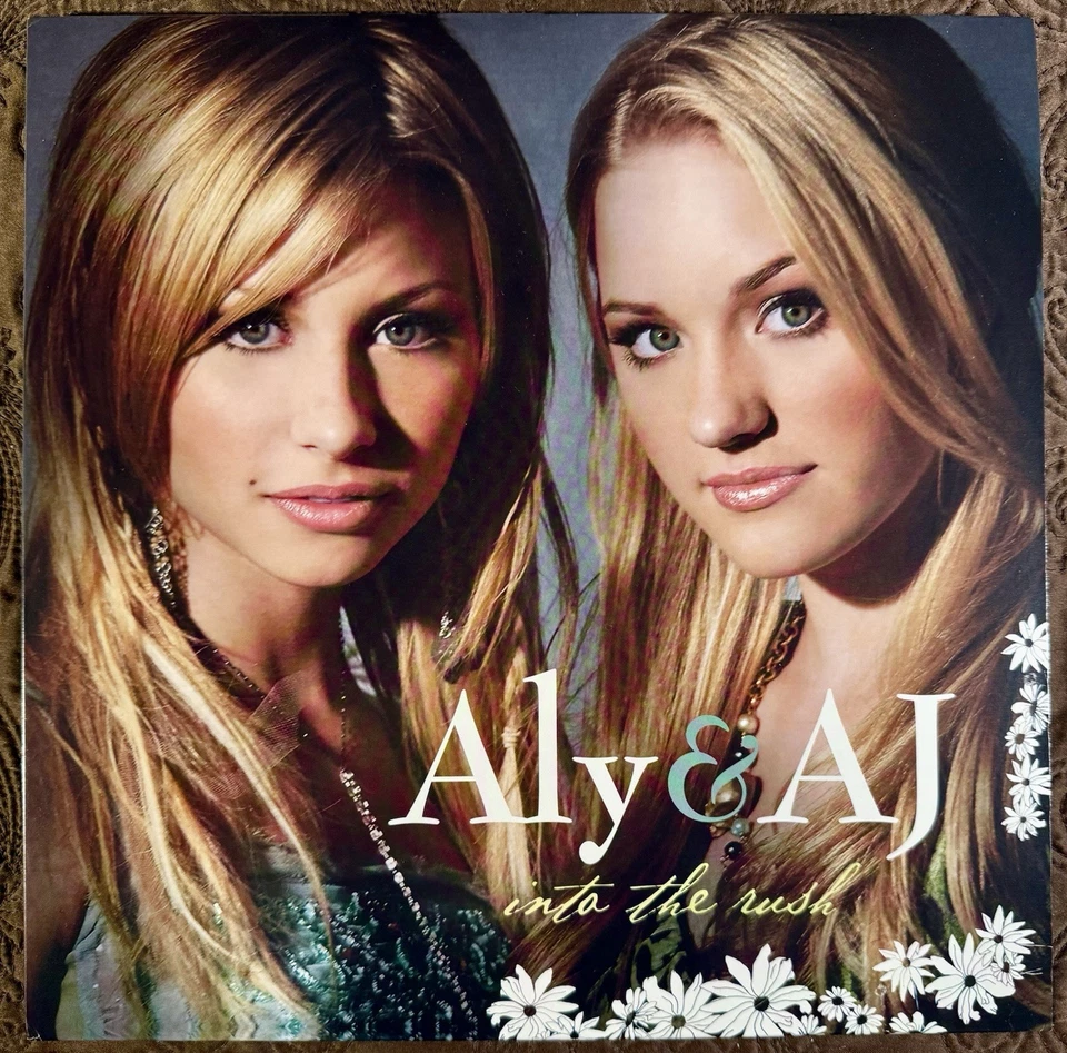 ALY & AJ - Into The Rush - LP on SPLATTER VINYL Colored Exclusive Yellow Foto 3 de 4