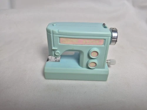 Barbie Wind Up Sewing Machine Vintage 1989 Mattel Works 2" Dollhouse Mini