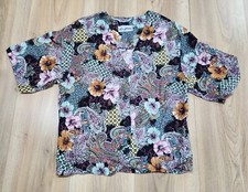 Vintage Lee Winter Top Womens Sz Small, Short Sleeve, Made In USA, Floral