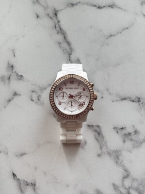 Michael Kors White Rhinestone Watch Women display picture 3