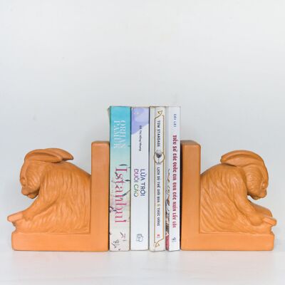 6.3'' H Reading Squirrel Terra Cotta Bookend   Handmade Clay Decor from Vietnam