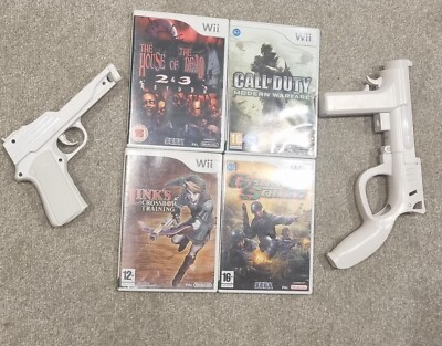 Nintendo Wii Links Armbrusttrainer + 2 Zapper Gun Ghost Squad House of Dead 23