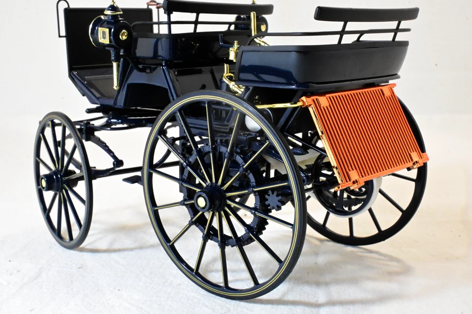 Modellismo Carrozza a motore Daimler 1886 (Rim Magazzino) - Immagine 3 di 4