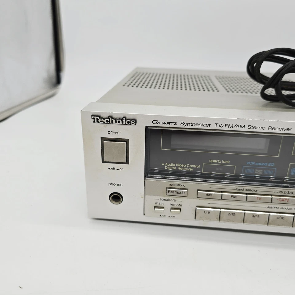 VTG Technics SA-360 Synthesizer TV/AM/FM Stereo Receiver Silver As Is Untested - Image 2 of 4