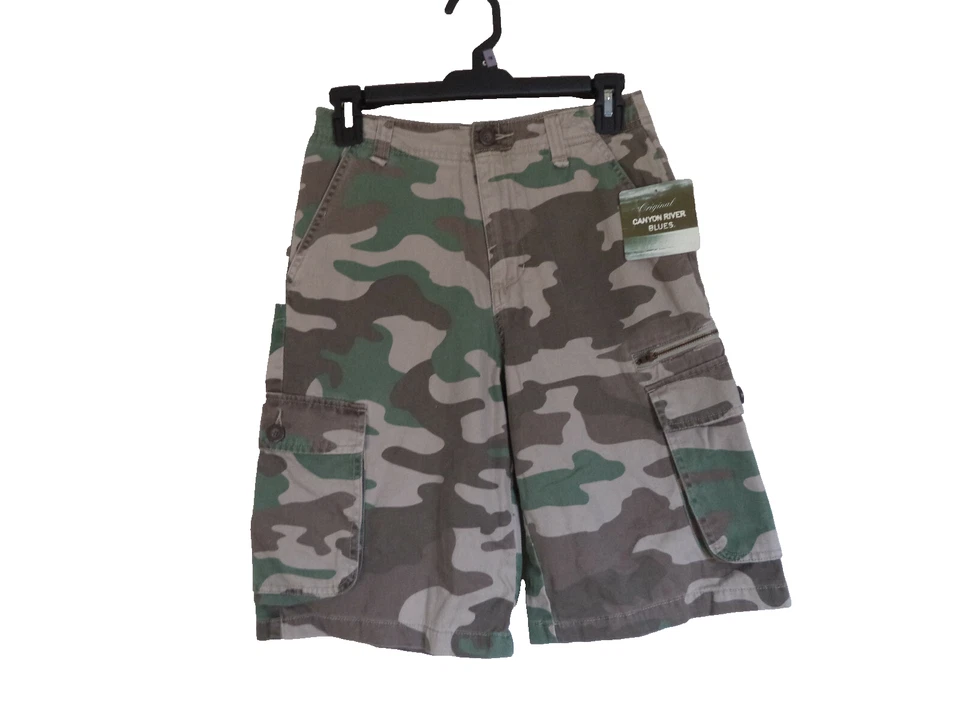 Boy's Green Camo Canyon River Blues Cargo Shorts. Size 12. 100% Cotton. - Image 2 of 4