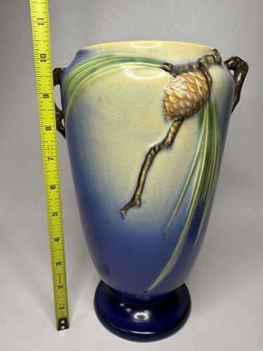 ROSEVILLE BLUE 10 inch 2 HANDLED PINECONE VASE # 709-10 FREE SHIPPING B10 - Picture 2 of 18