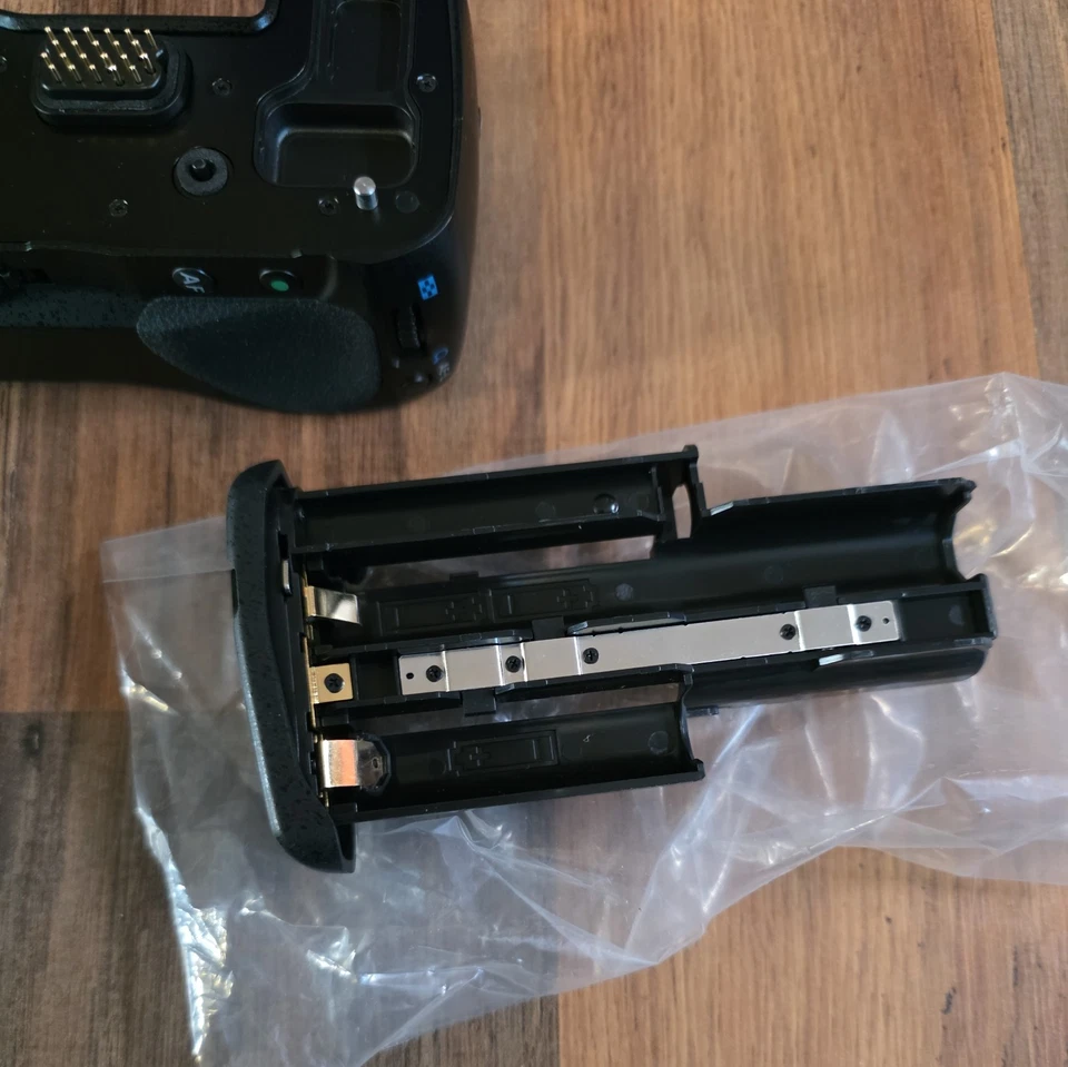 D-BG4 Battery Handle Grip Camera Accessories For Pentax K-5 K-7 K-5II K-5IIS - Image 3 of 4