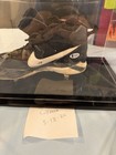 Nike Game-Used Baseball Cleat Signed by Rickey Henderson w/ CASE — photo 8