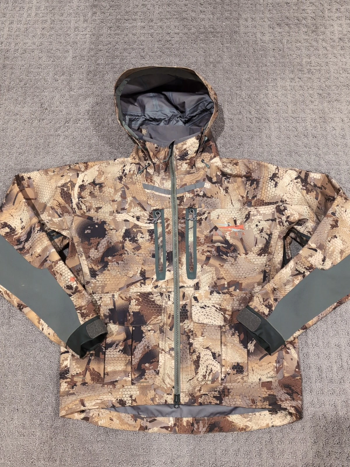 Sitka Delta Wading Jacket Medium Marsh; Gore Tex Pro, Full Hood Minty!
Opens in a new window or tab