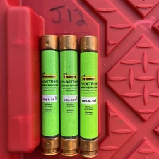 (3) Bussman Fusetron FRS-R-30 FRSR30  Time-Delay Fuse 30A  600V