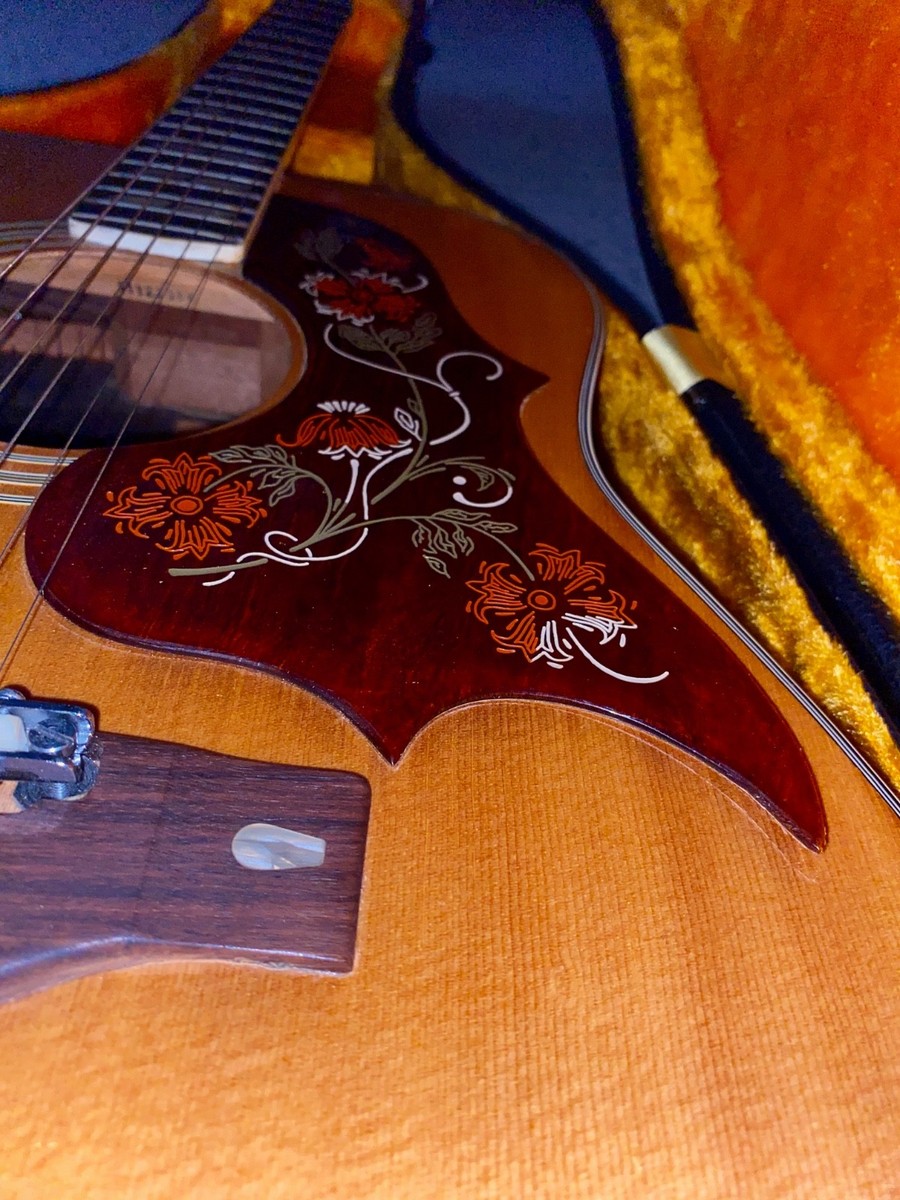 1971 Yamaha FG-300 Jumbo Acoustic Guitar with Original Hard Case