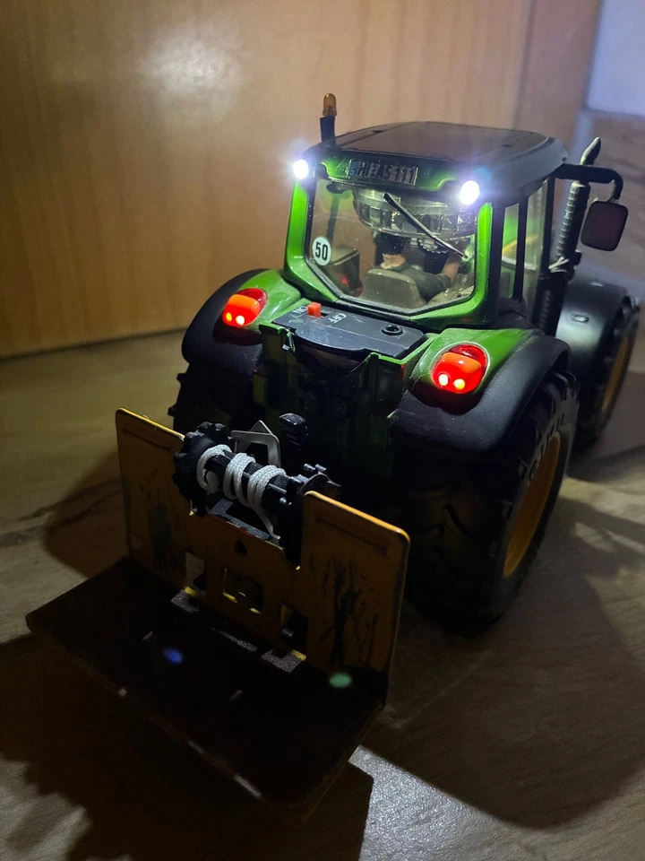 Siku 6204 Control John Deere 6920S Umbau Maßstab 1:32 Lichtumbau -Rarität- - Bild 3 von 4