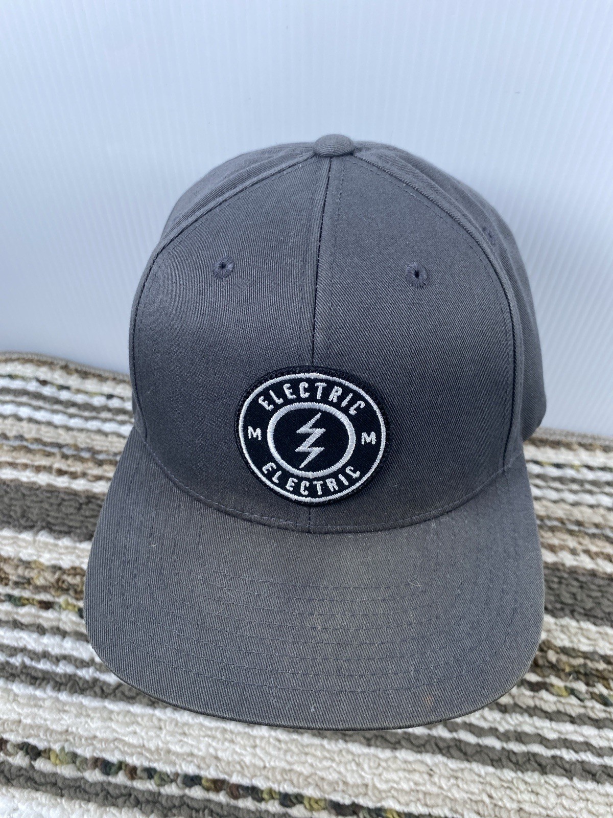 Electric Snapback Hat Gray Round Patch Logo Adjus… - image 1