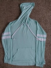 Juniors Women Hoodie Green Color Medium Size