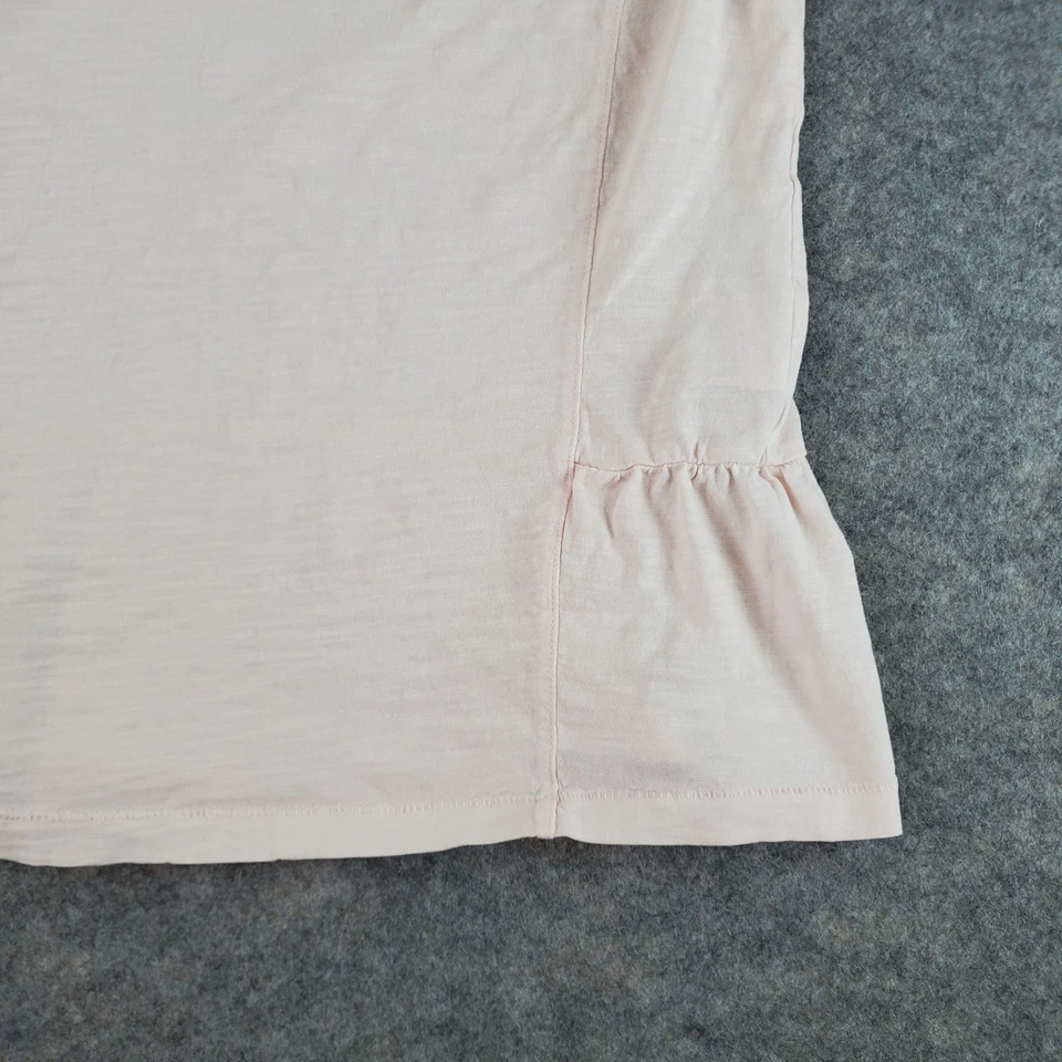 Camisa Levi's para mujer pequeña rosa lisa cuello redondo manga corta suéter elástico Foto 4 de 4