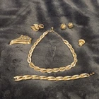 Trifari vintage gold-plated costume jewelry Lot Of 6 Pieces. 1960s.