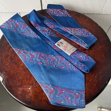 30s 40s Vintage Deadstock Hollyvogue Royal Blue Red White Abstract Tie 46 x 3.5