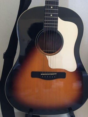 E-Akustikgitarre Greg Bennett Sunburst