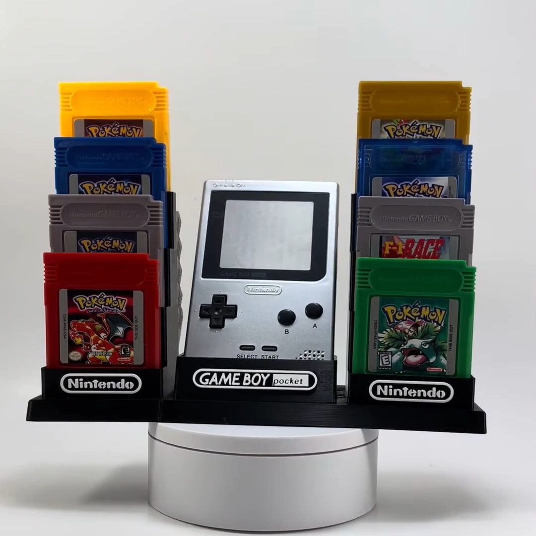 Gameboy Pocket & 18 Game Cartridges - DISPLAY ONLY (Customize