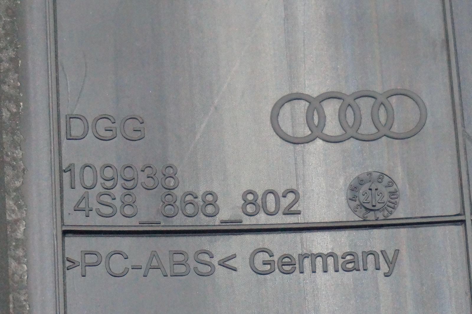 Rear Interior Quarter Leather Trim Panel Cover OEM 4S8868802 Audi R8 4S 2017-23