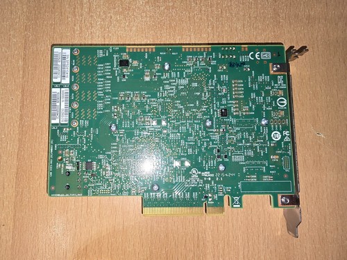 Broadcom LSI 9300-16i IT Mode HBA - 12Gbps SAS/SATA - 16-Port PCIe Card - Afbeelding 2 van 4