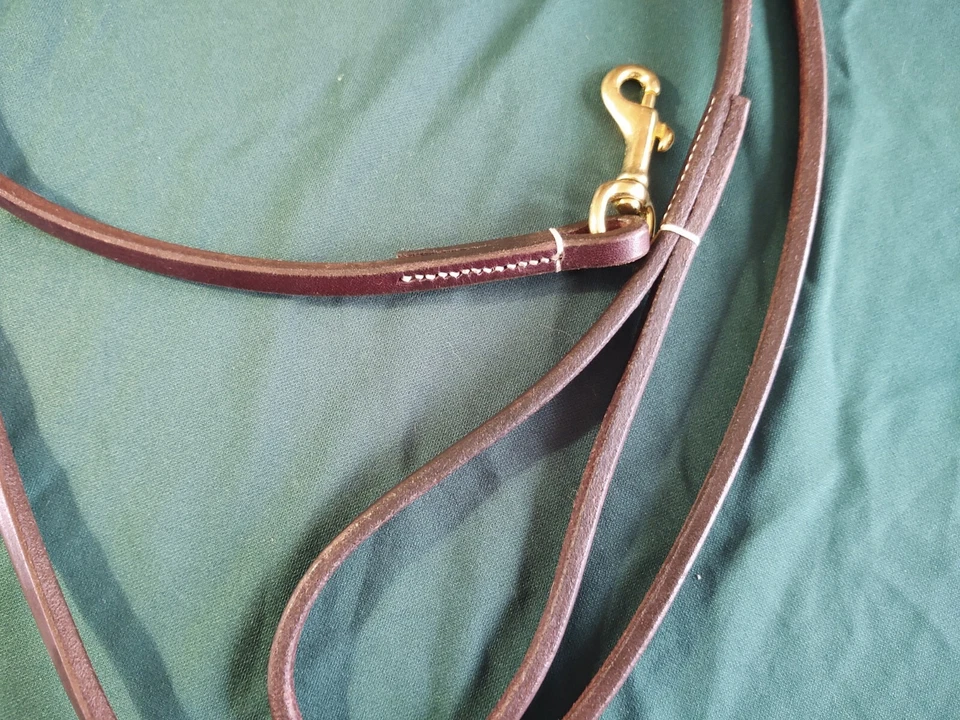 Brown leather show dog lead 6 foot - Image 2 of 3