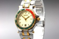 [Near MINT] Vinatge GUCCI 9700L Red Green Bezel Ivory Dial Quartz Ladies Watch