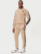Adidas Herren Anzug 3 Stripes Tricot TT, Sportswear - Farbe: Warm Sandstone/Schwarz