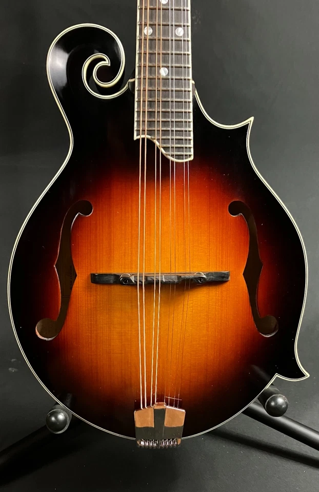 Mandolina Eastman MD515/TV cuello ancho estilo F envejecida brillo vintage Sunburst con estuche Foto 2 de 4