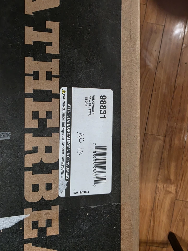 Alfombrillas Husky Weatherbeater aptas para sedán Jetta 11-18 delantera/2da fila 4 piezas negras 988 Foto 3 de 3
