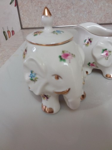 Grace's Teaware Elephant Shaped Floral Pattern Tea Pot, Sugar and Creamer Set - Picture 8 of 19