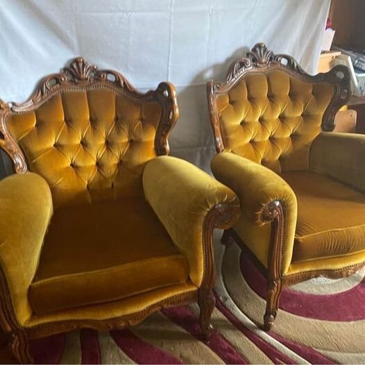 Antique Italian Gold Velvet Chaise lounge Italian Rococo/Baroque