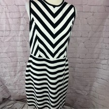 LOFT ann taylor Sheath Mini Dress Sleeveless contrast stripes chevron sz 14