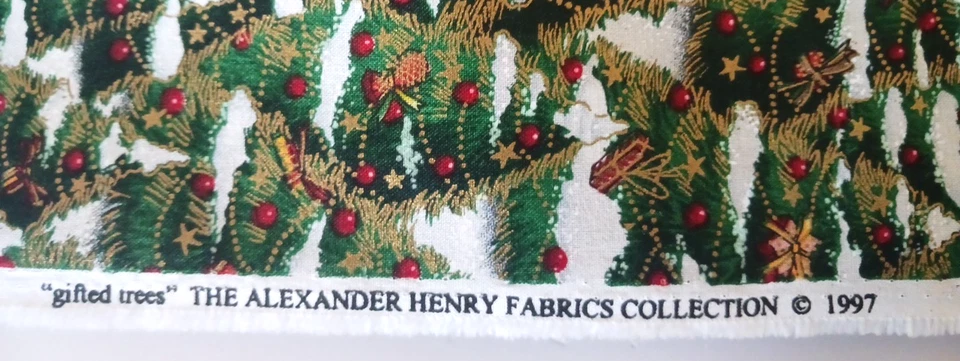 RARE Alexander Henry "gifted trees"   2 Yards *Unwashed/Unused*Christmas/Winter - Image 4 of 4