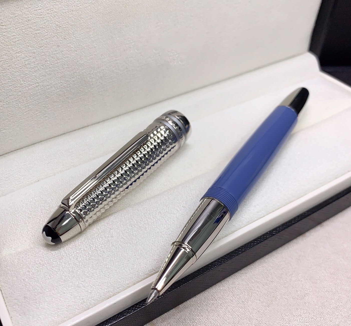 Deluxe Series Glacier Blue - 3D Steel Color 0.7mm Rollerball Pen No Box