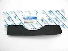 Front Bumper Fog Light Lamp Upper Trim Cover Right Passengers Side 865262D500