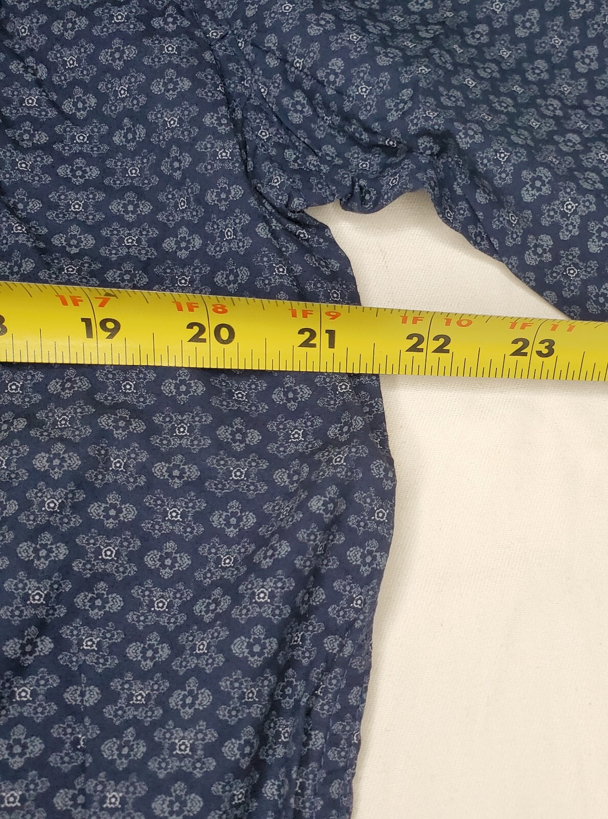 Men's Button Down long sleeve Blue  pattern contr… - image 21