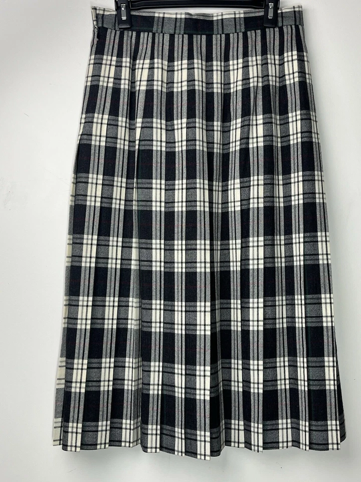 Vintage LL Bean 90s Wool Pleated Midi Skirt Womens 12 Petite Plaid Tartan - Image 2 of 4