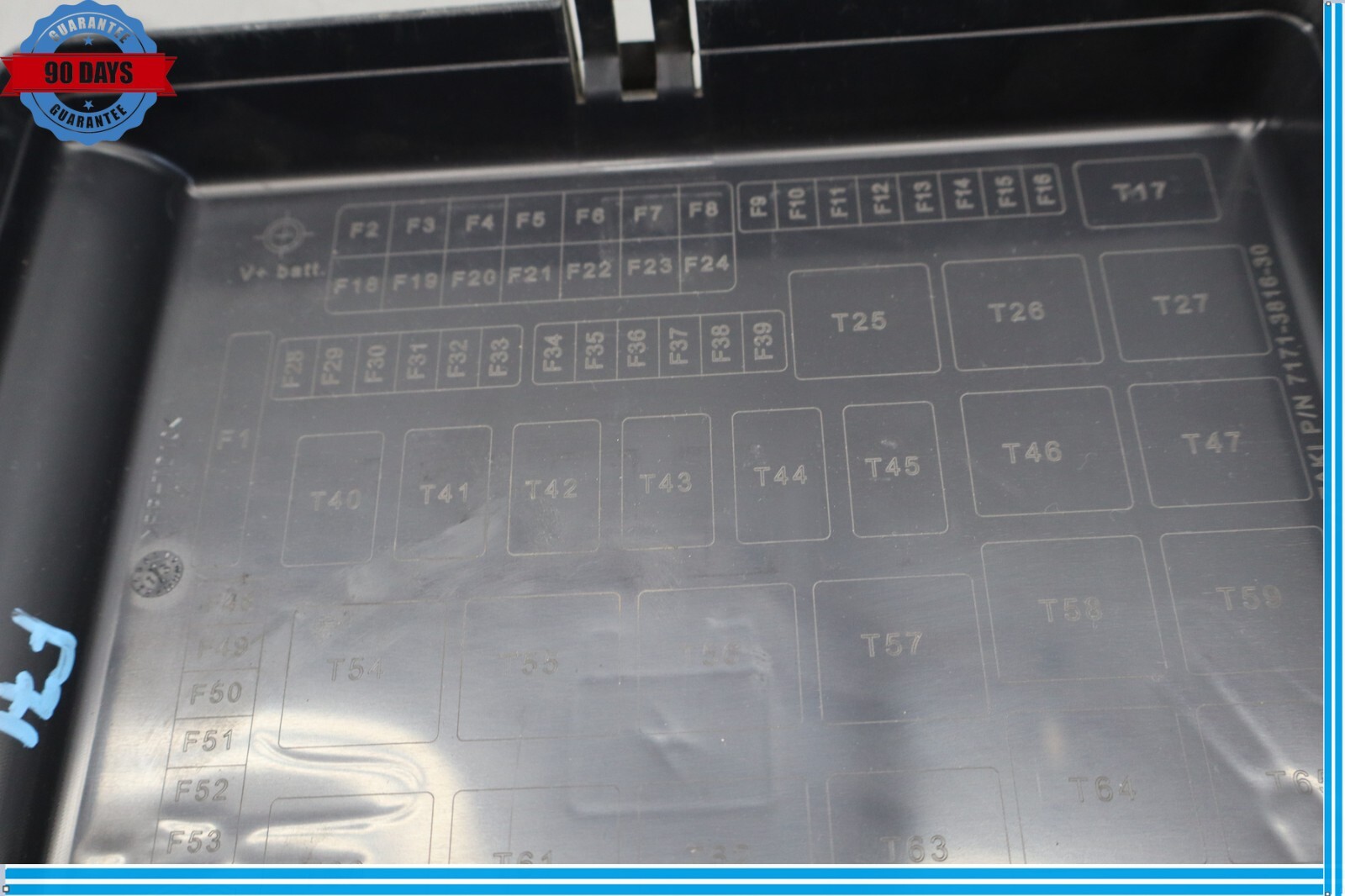Maserati Ghibli 2014-2017 Front Fuse box cover