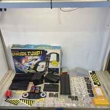 RadioShack Canyon jump slot car Battery Operated Pontiac Firebird Cars 60-1096