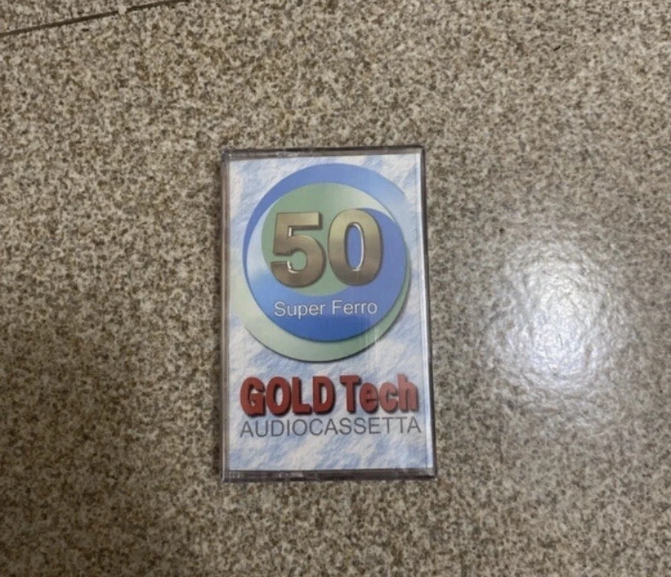 Lot 10 cassette audio vierge Gold Tech 50 Minutes Neuve Sous Blister - Photo 2/2