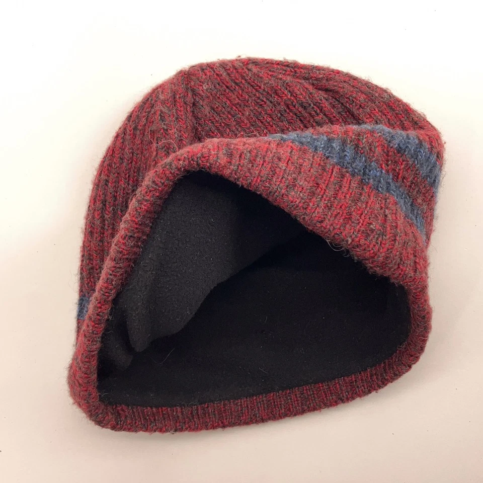 Gorro de invierno a rayas rojas azules forrado de vellón forrado de piel de tortuga para niños Foto 3 de 4
